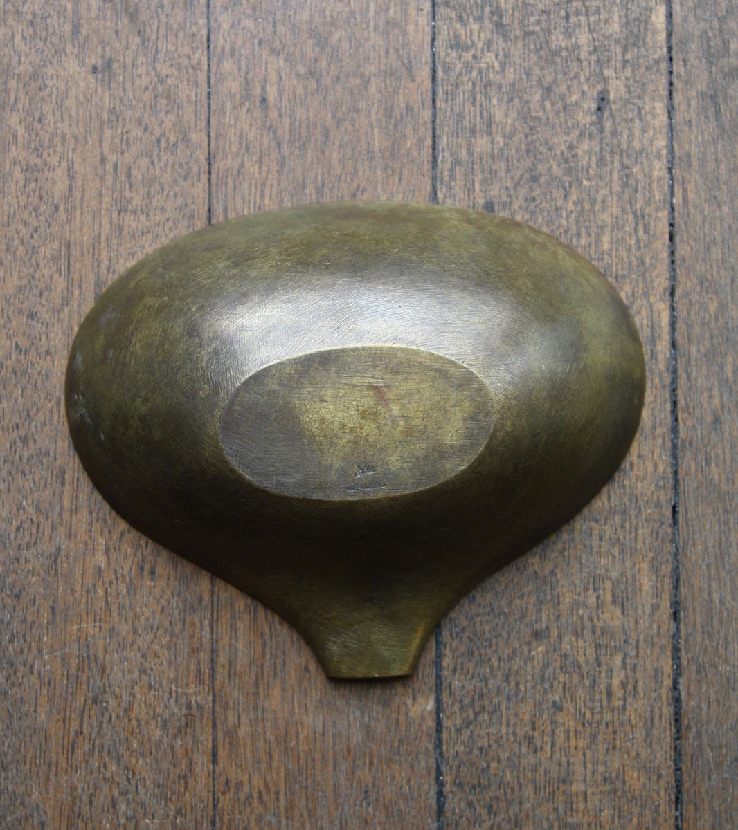 Biomorphic Ashtray  Carl Auböck  - Image 9
