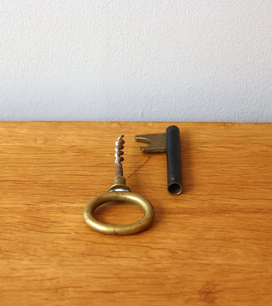 Black and Brass Key Corkscrew by Carl Auböck - Image 1