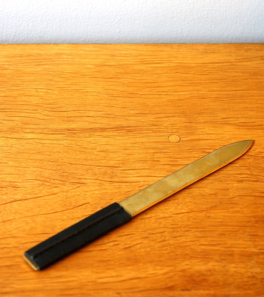 Brass and Leather Letter Opener Carl Auböck - Image 3