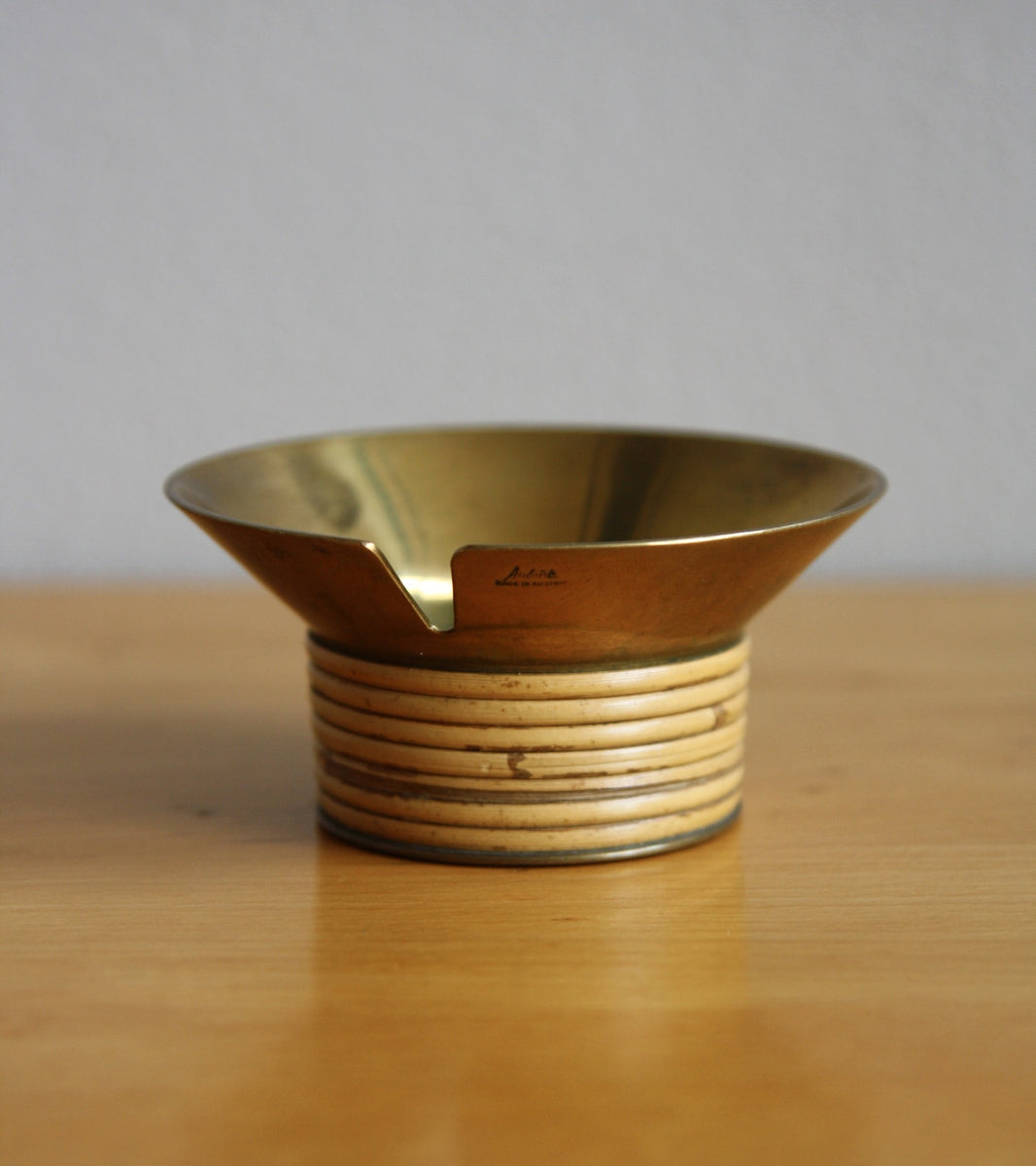 Original Brass and Wicker Ashtray  Carl Auböck - Image 5