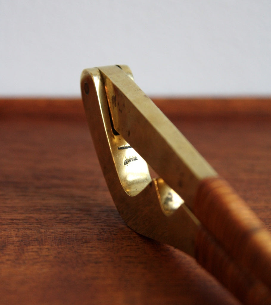 Close-up of Brass & Cane Nutcrackers Carl Auböck - Image 8