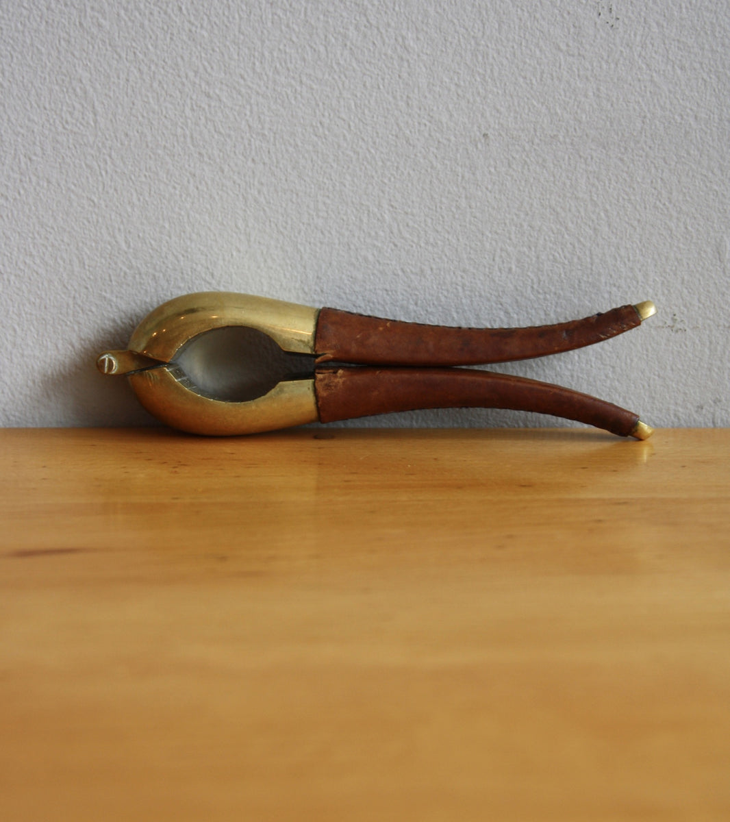 Brass & Leather Nutcracker Carl Auböck - Image 2