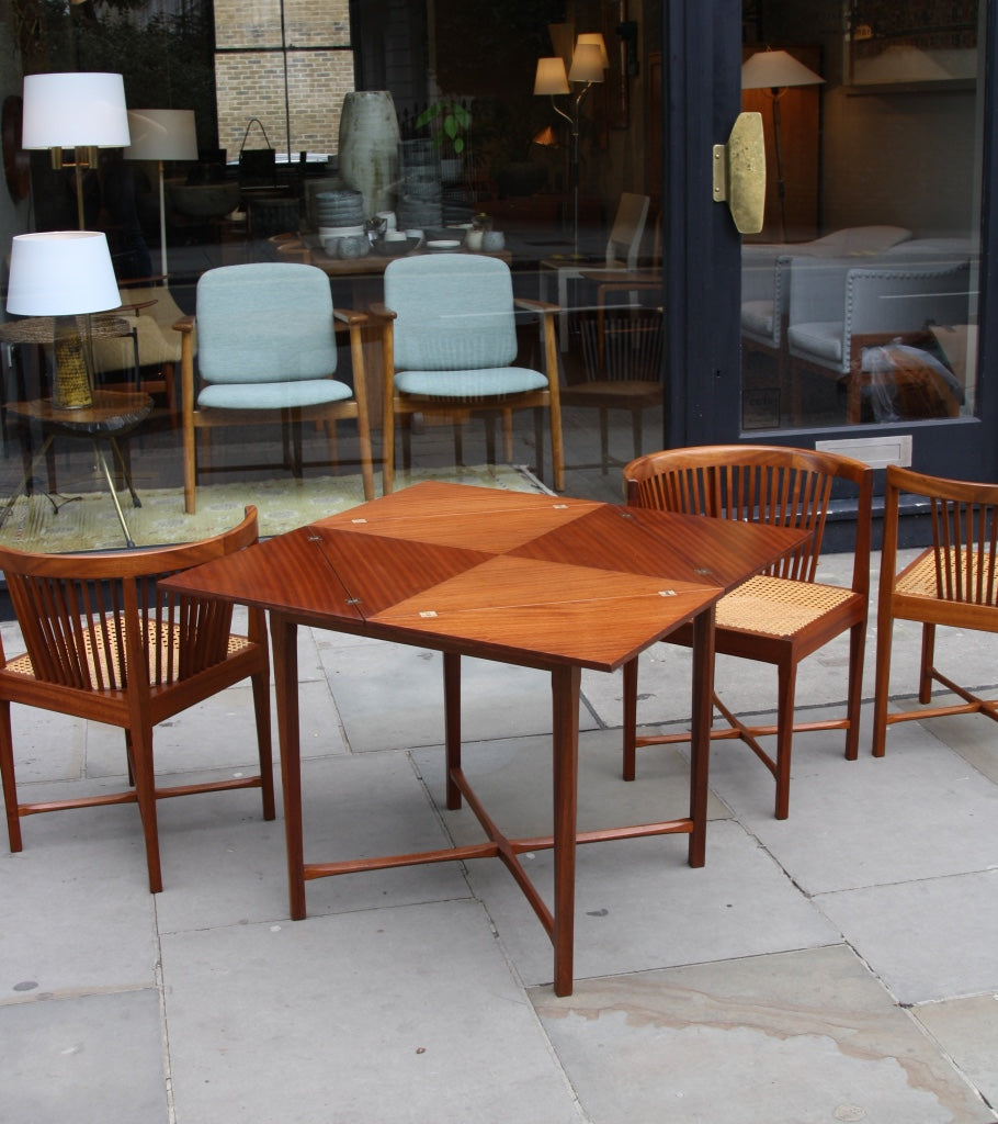 Card Table no.5042 & Four Chairs no.7214 Kaare Klint - Image 12