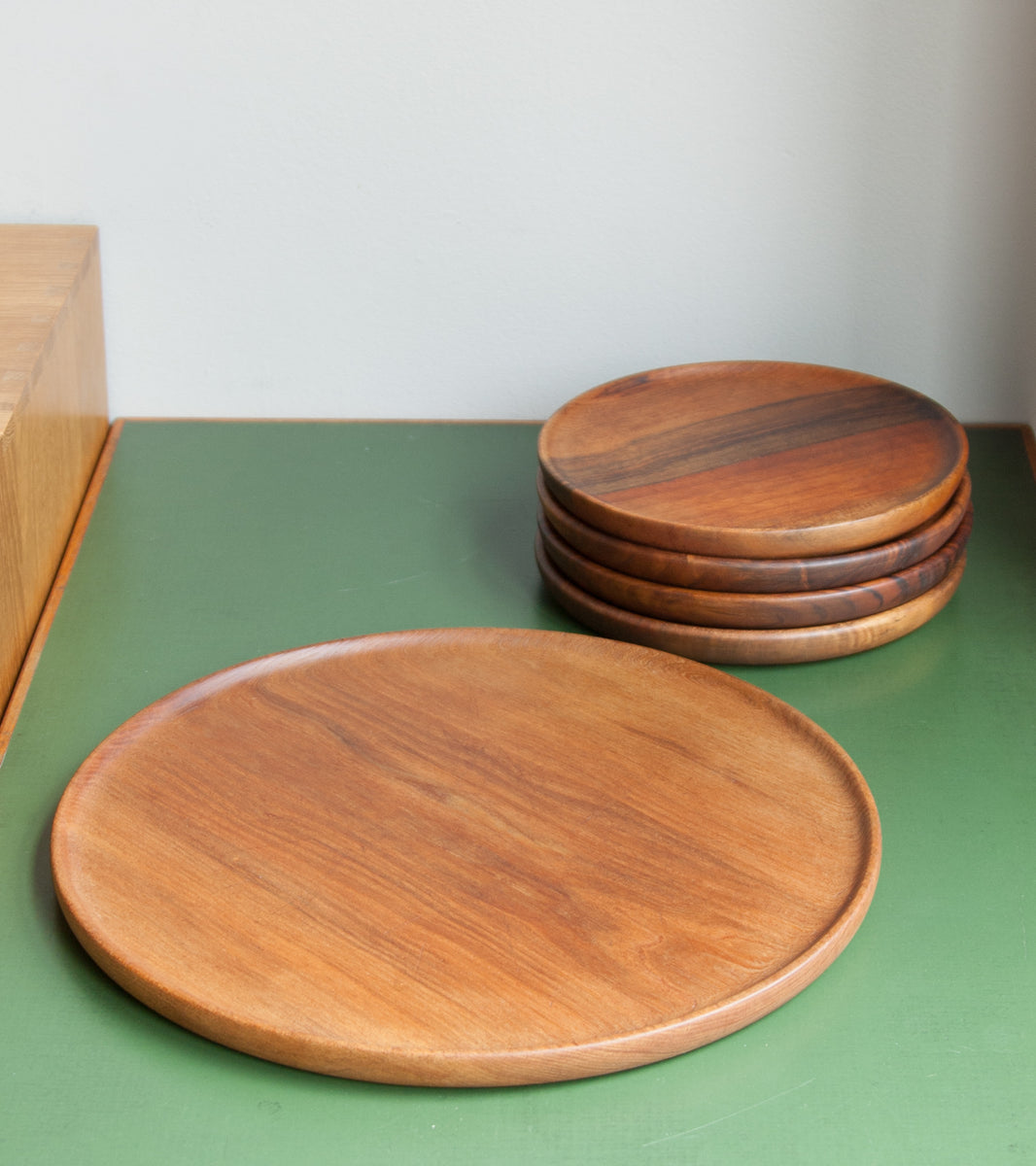 Soft Wooden Circular Rimmed Tray Carl Auböck - Image 10