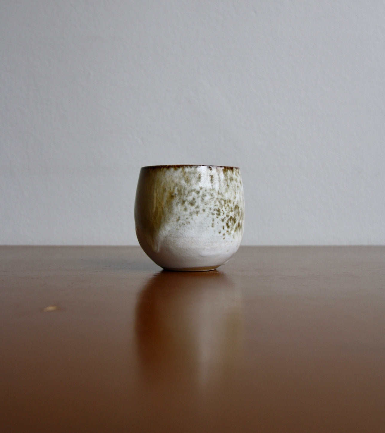 sigmar-cup-1-white-brown-glaze