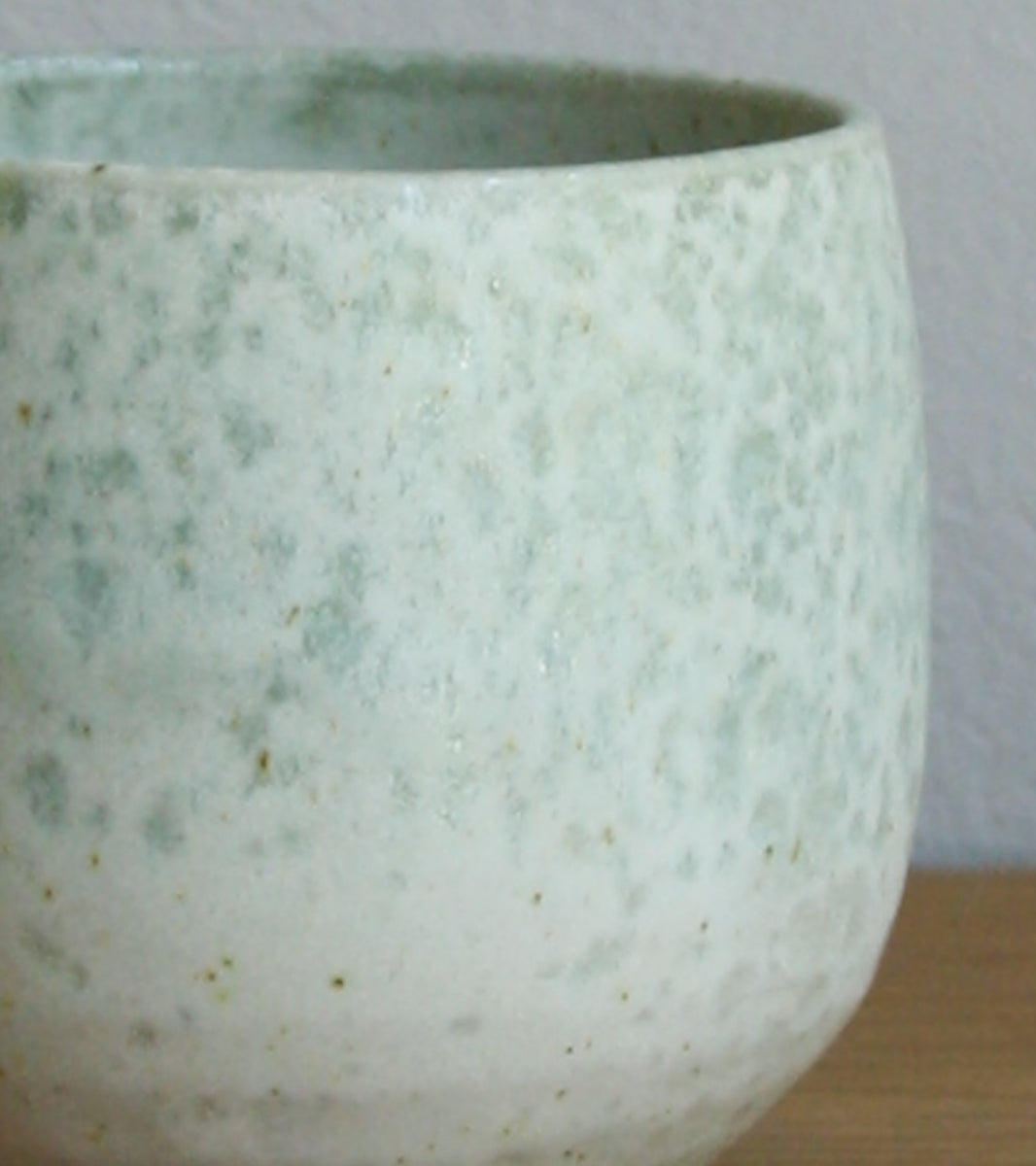 Cup 1White & Green Glaze Kasper Würtz - Image 4