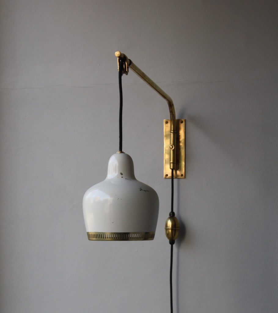 Extendable Wall Light Alvar Aalto - Image 1