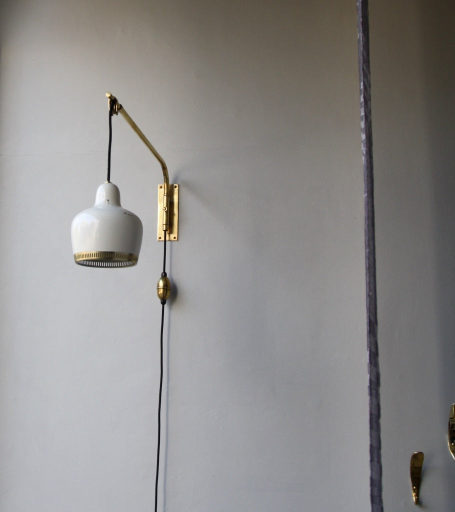 Extendable Wall Light Alvar Aalto - Image 2