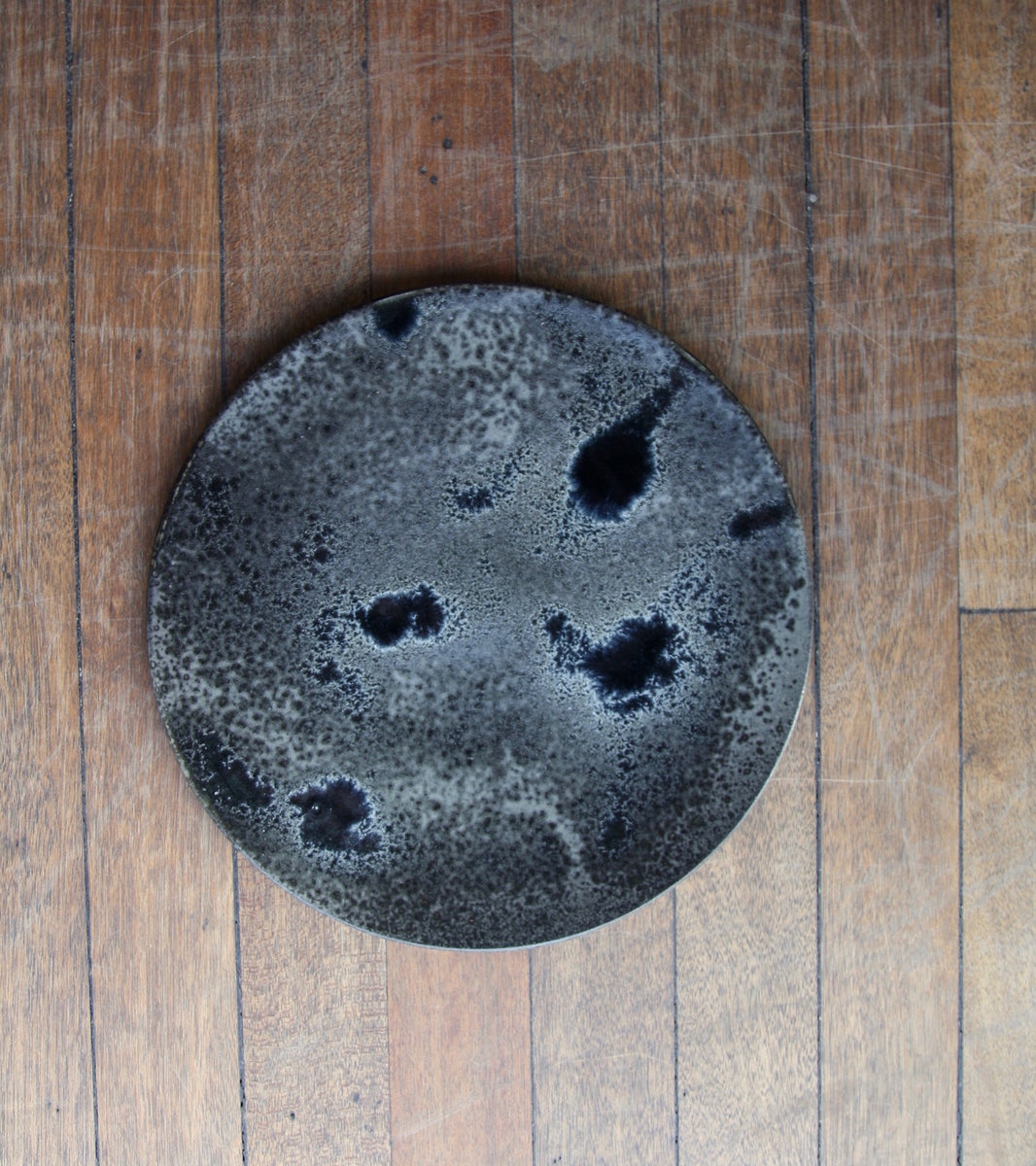 Extra Large Flat Plate Black Glaze Kasper Würtz - Image 8