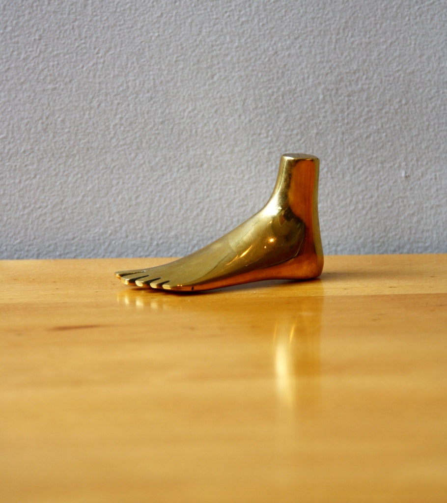 New Production Foot Paperweight  Carl Auböck  - Image 2