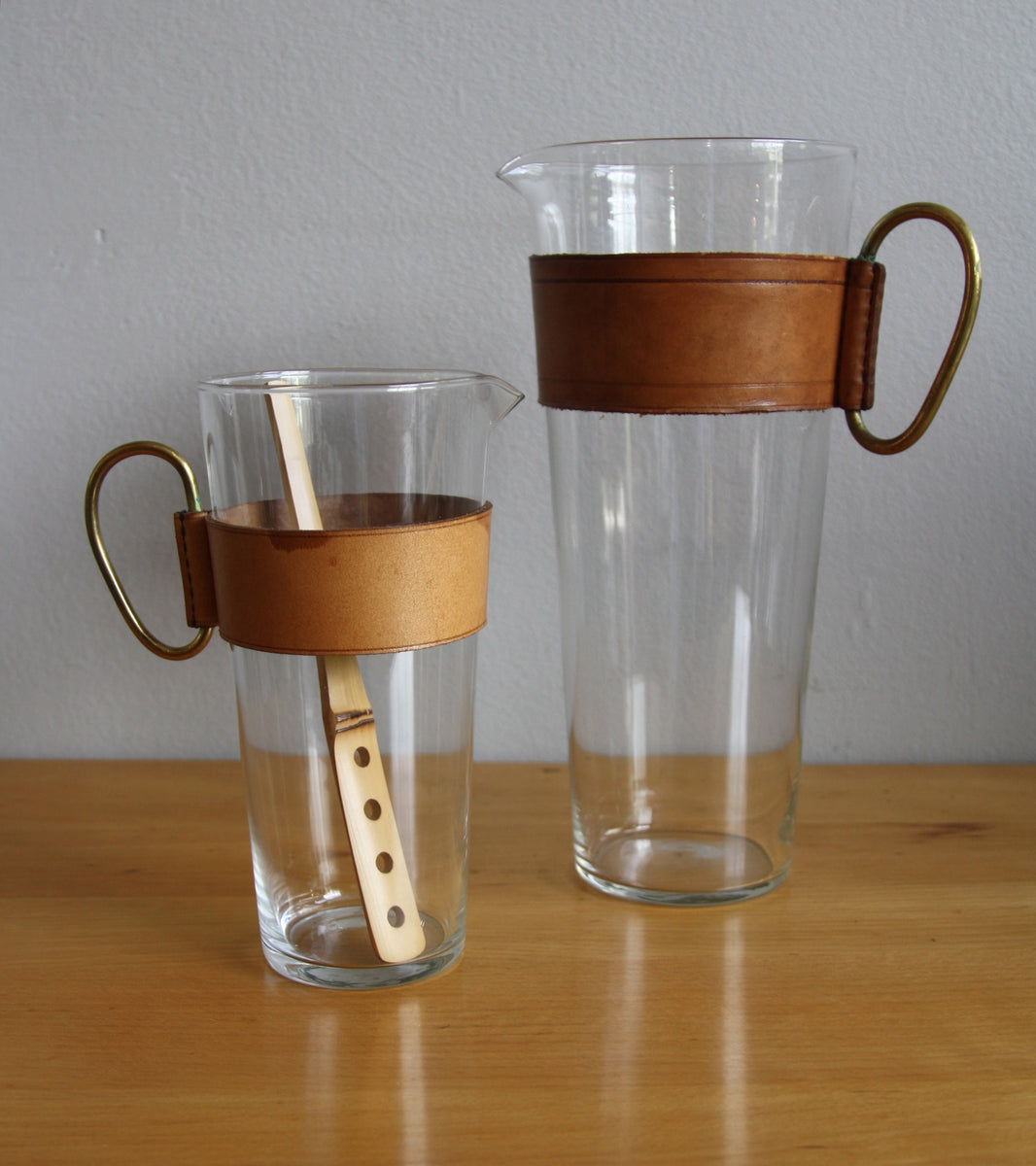 Glass Pitcher with Leather collar Carl Auböck  - Image 7