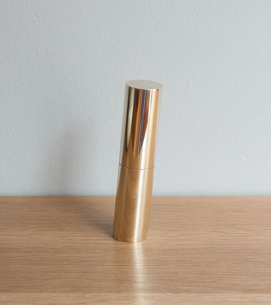 Original Inventive Italic Mill - Polished Brass Michael Anastassiades & Carl Auböck  - Image 2