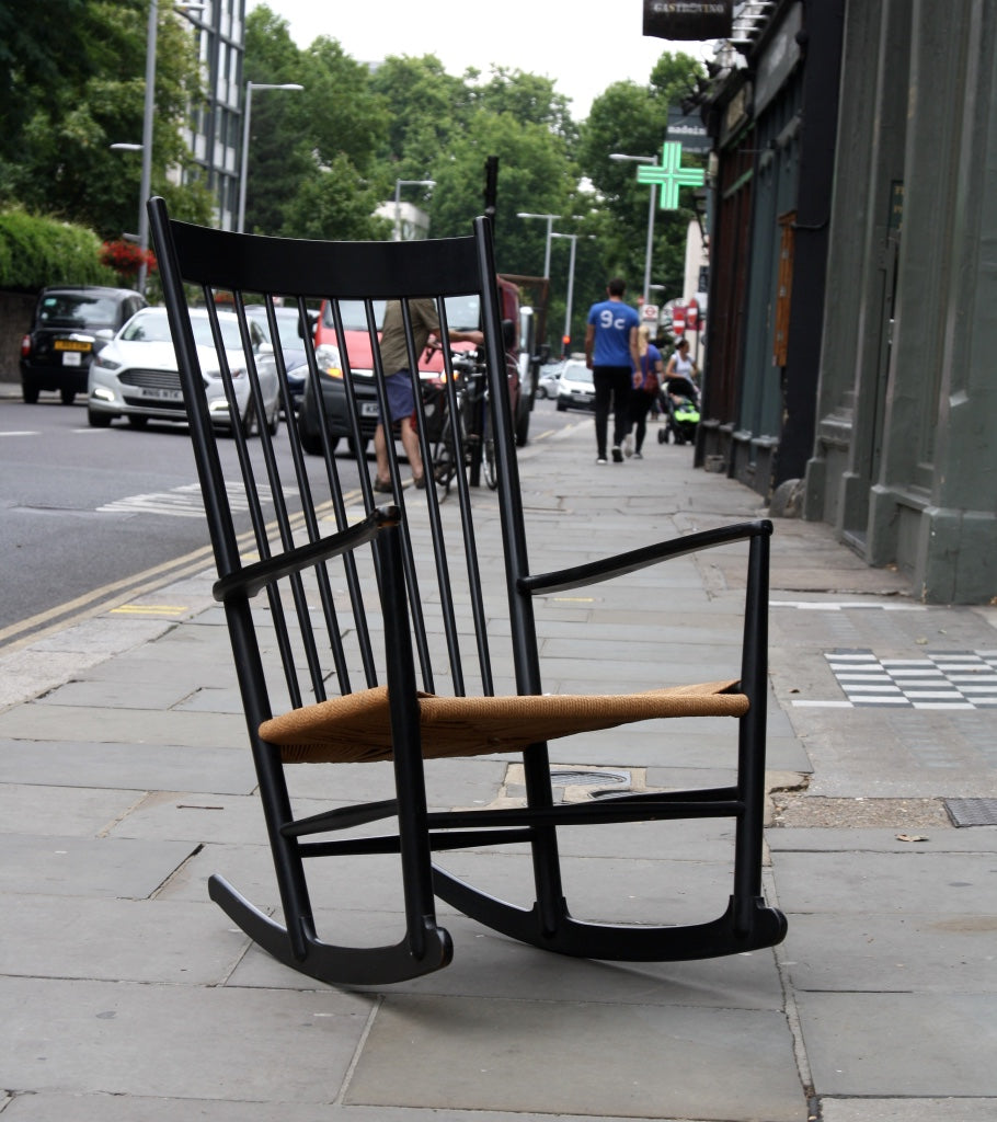 J16 Rocking Chair Hans Wegner - Image 5