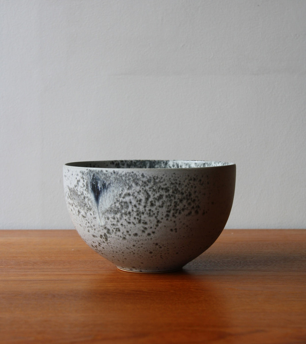Large Deep Bowl 12Grey Glaze Kasper Würtz - Image 1