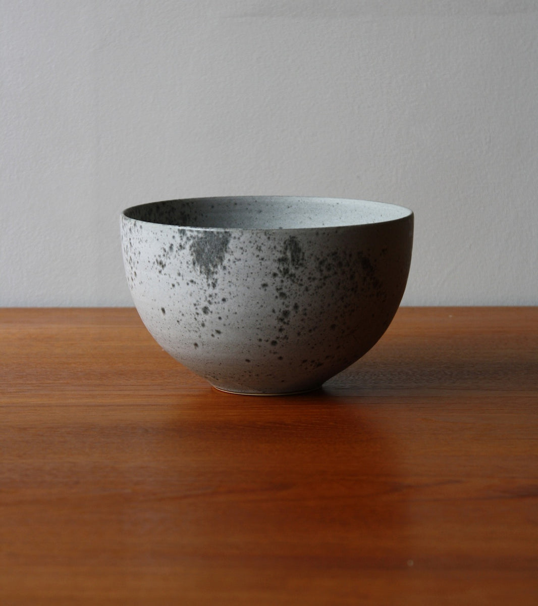 Large Deep Bowl 12Grey Glaze Kasper Würtz - Image 4