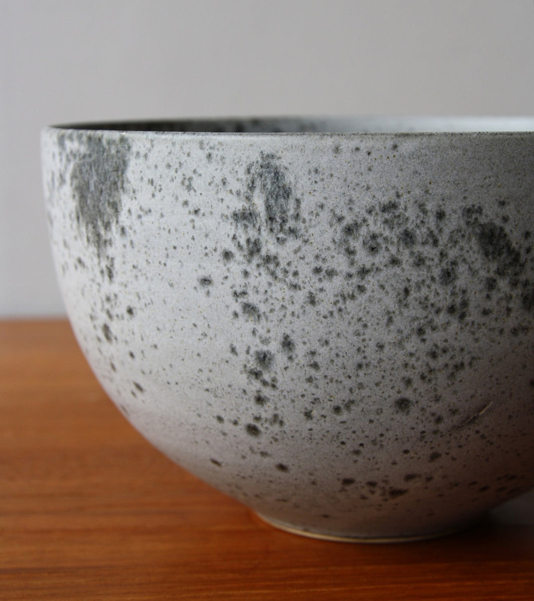 Large Deep Bowl 12Grey Glaze Kasper Würtz - Image 6