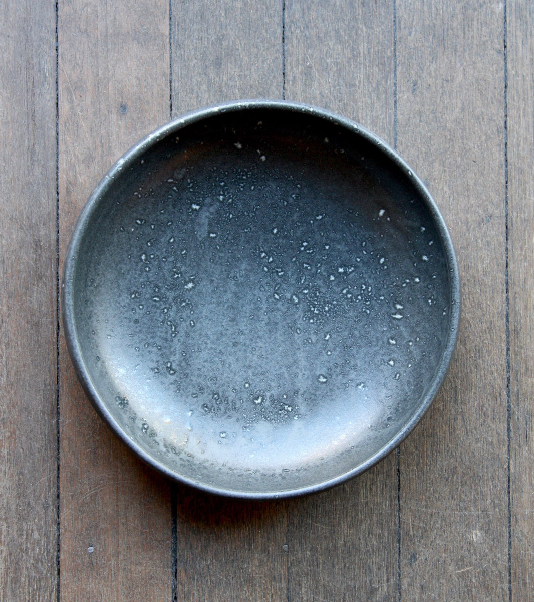 Large Shallow Bowl 13Black & White Glaze Kasper Würtz - Image 4