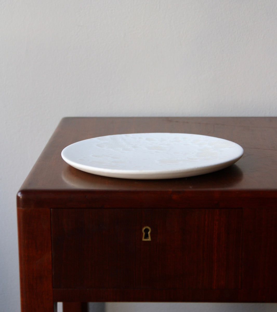Medium Flat Plate 5Ivory White Glaze Kasper Würtz - Image 2