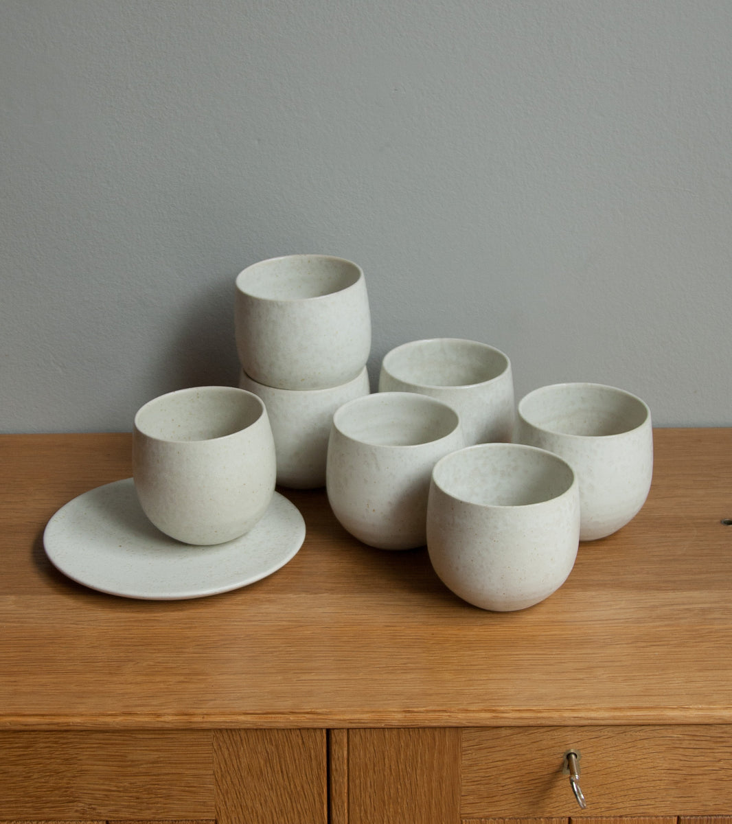 Medium Flat Plate 5White Glaze Kasper Würtz - Image 8
