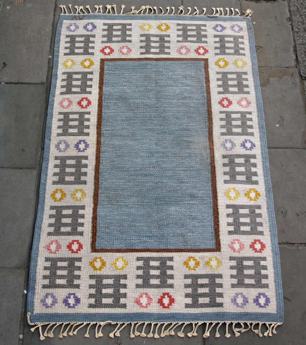 Medium Rug #1 Mai Wellner - Image 1 scandinavian rug flatware rug 