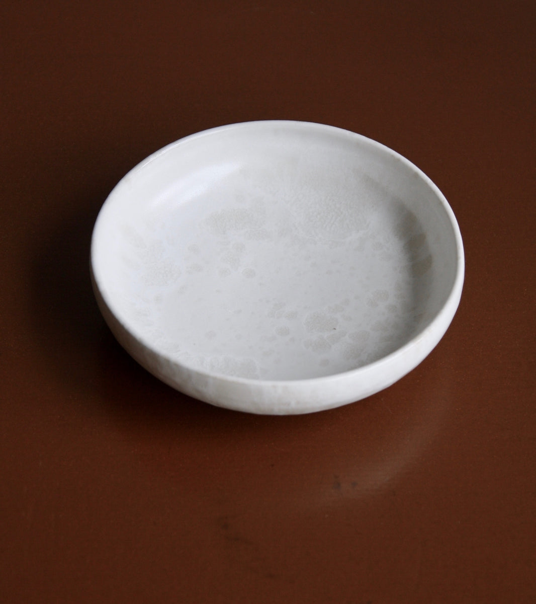 Medium Shallow Bowl 8 Ivory White Glaze Kasper Würtz - Image 7