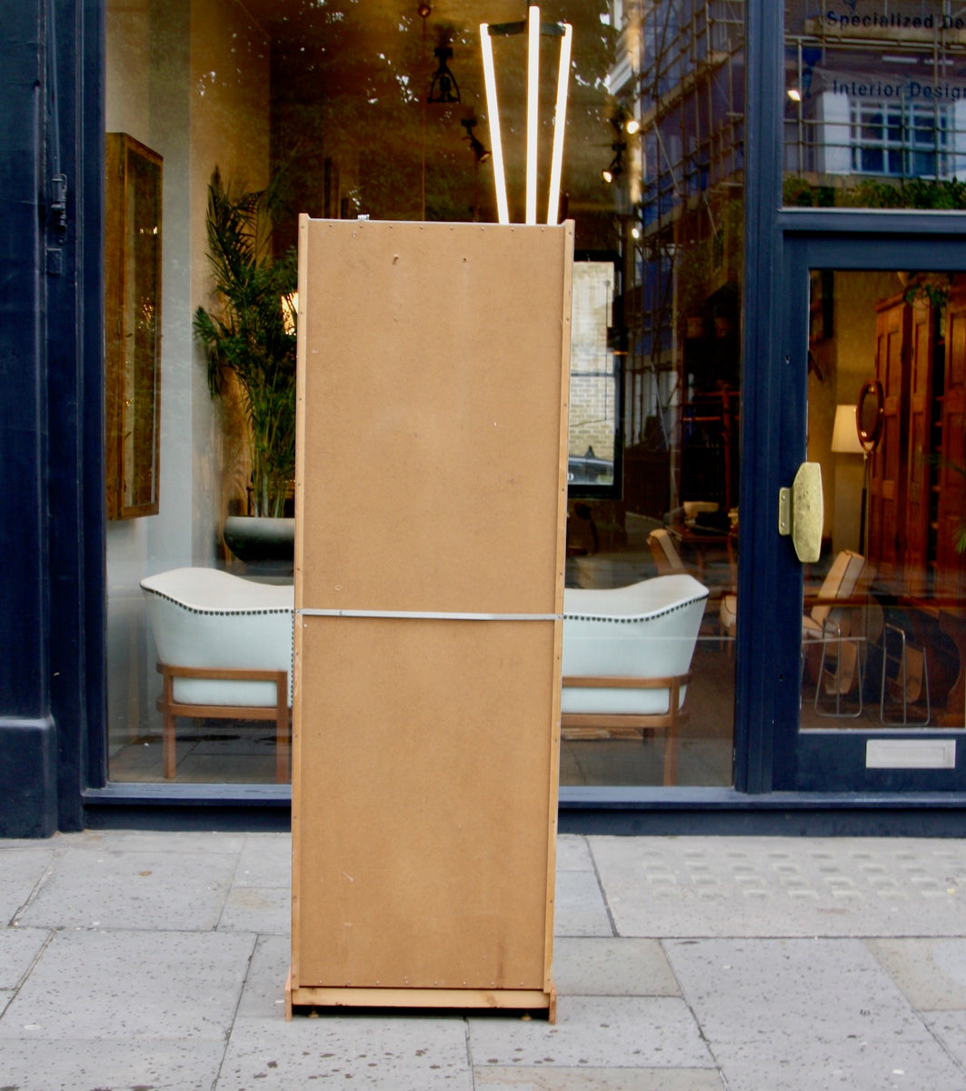 Narrow Bookcase #2 Børge Mogensen & Grete Meyer - back side Quality Danish Modern Beautiful Handmade Danish Design Architect Designed Simple Built for the future Storage original 