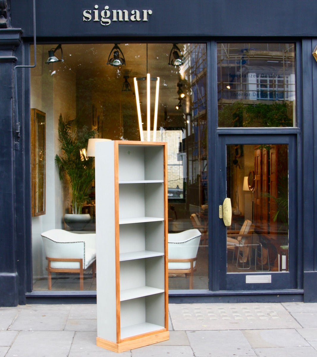 Narrow Bookcase #2 Børge Mogensen & Grete Meyer - made in denmark Quality Danish Modern Beautiful Handmade Danish Design Architect Designed Simple Built for the future Storage original 