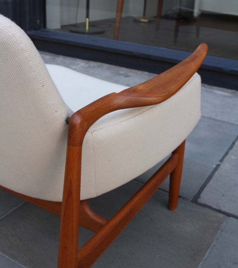 NV53 Two Seater Sofa Finn Juhl - Image 13