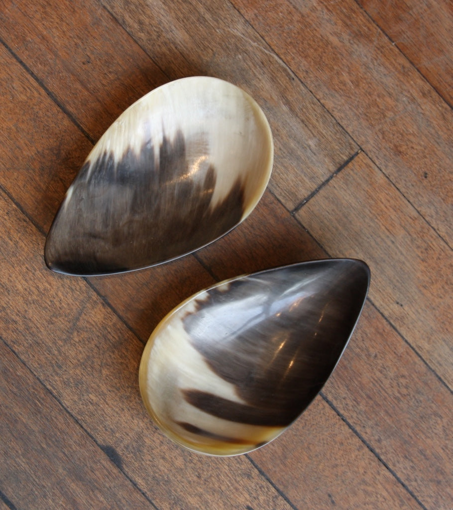 Pair of Large Horn Bowls Carl Auböck  - Image 2