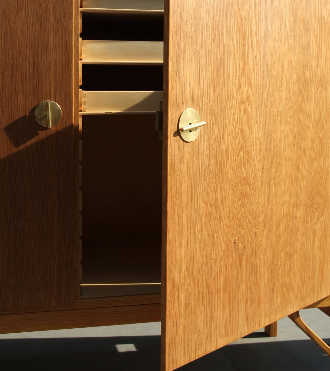 Pair of Oak 232 Cabinets Børge Mogensen - Image 5