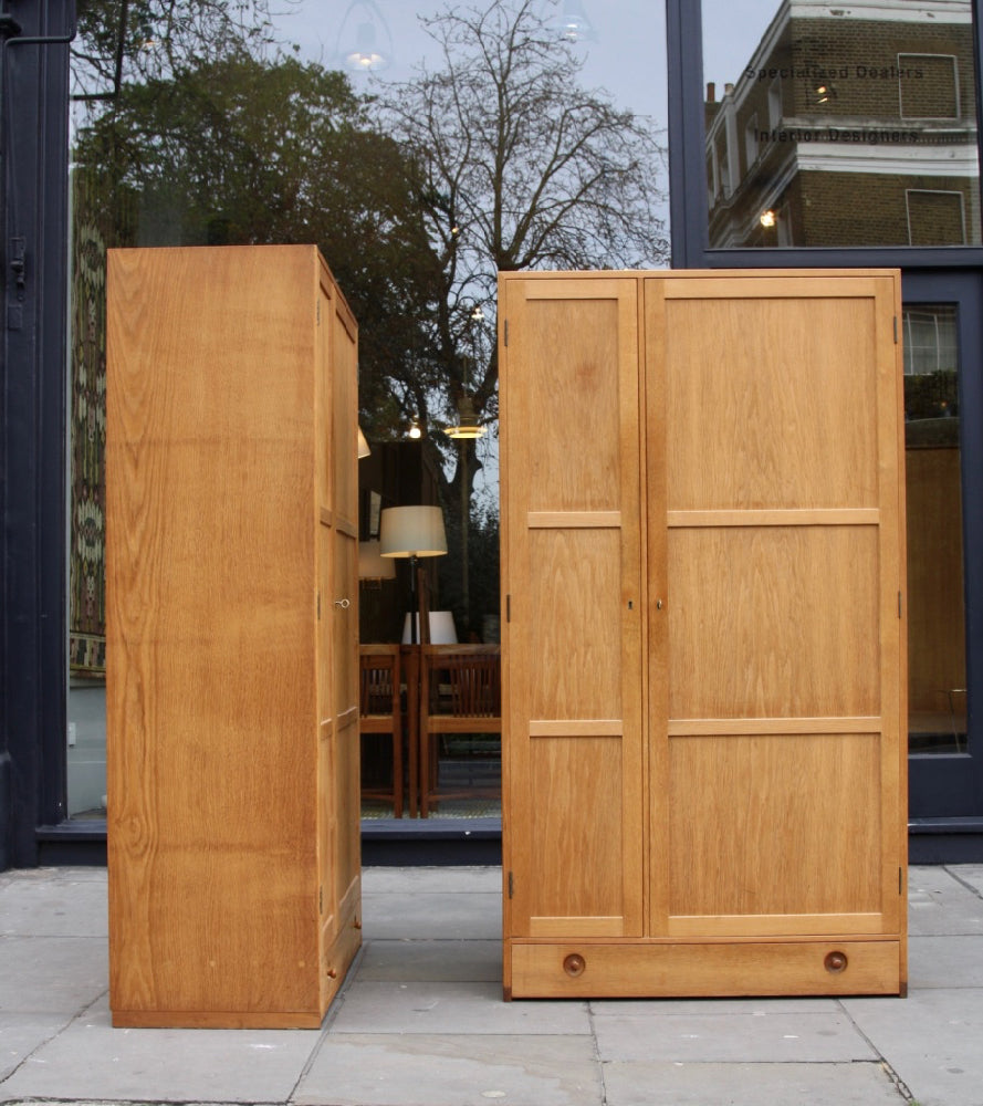 Pair of Oak Wardrobes Hans Wegner - Image 2