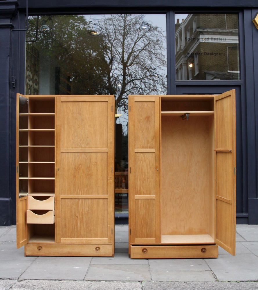 Pair of Oak Wardrobes Hans Wegner - Image 6