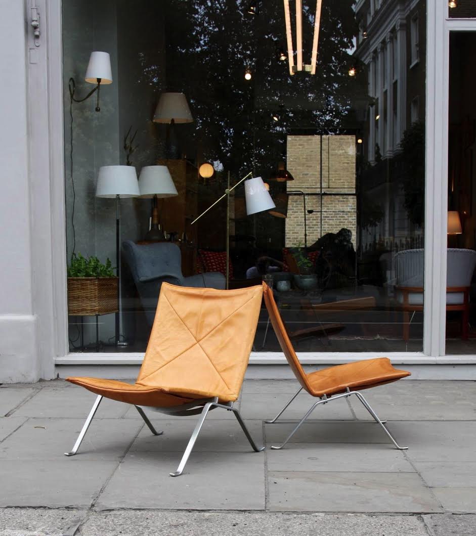Pair of PK 22s Poul Kjaerholm Poul Kjaerholm – Sigmar London