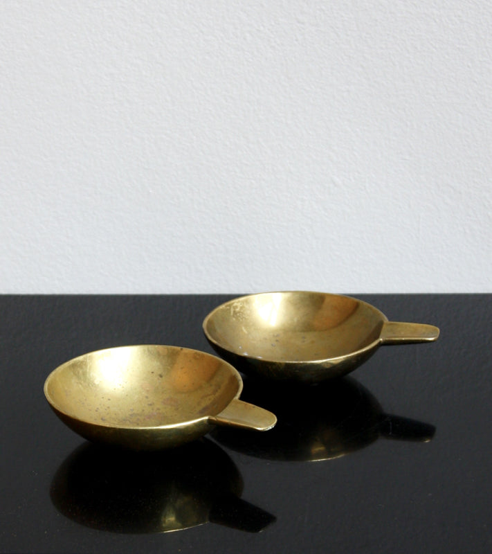 Pair of Small Brass Ashtrays Carl Auböck  - Image 1