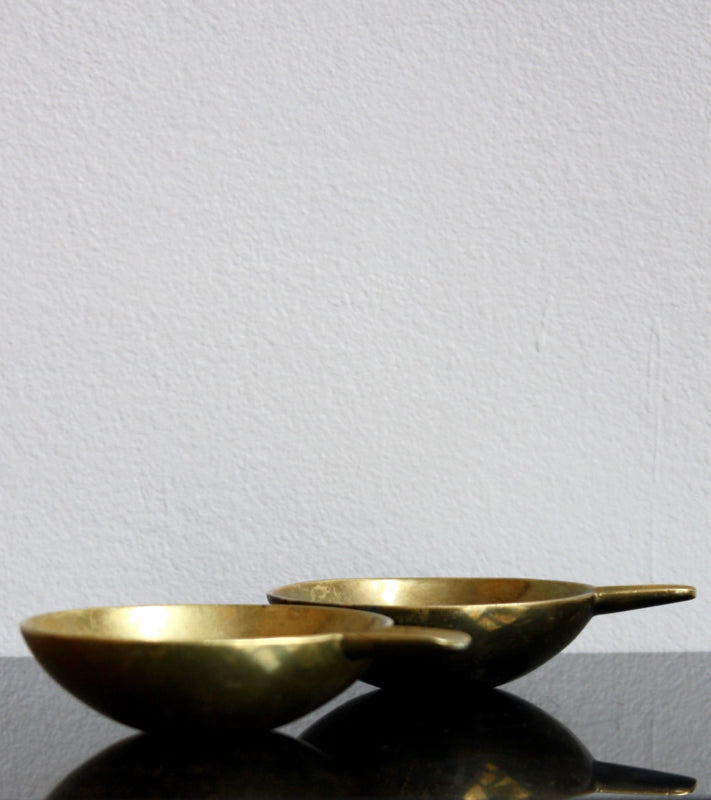 Pair of Small Brass Ashtrays Carl Auböck  - Image 8