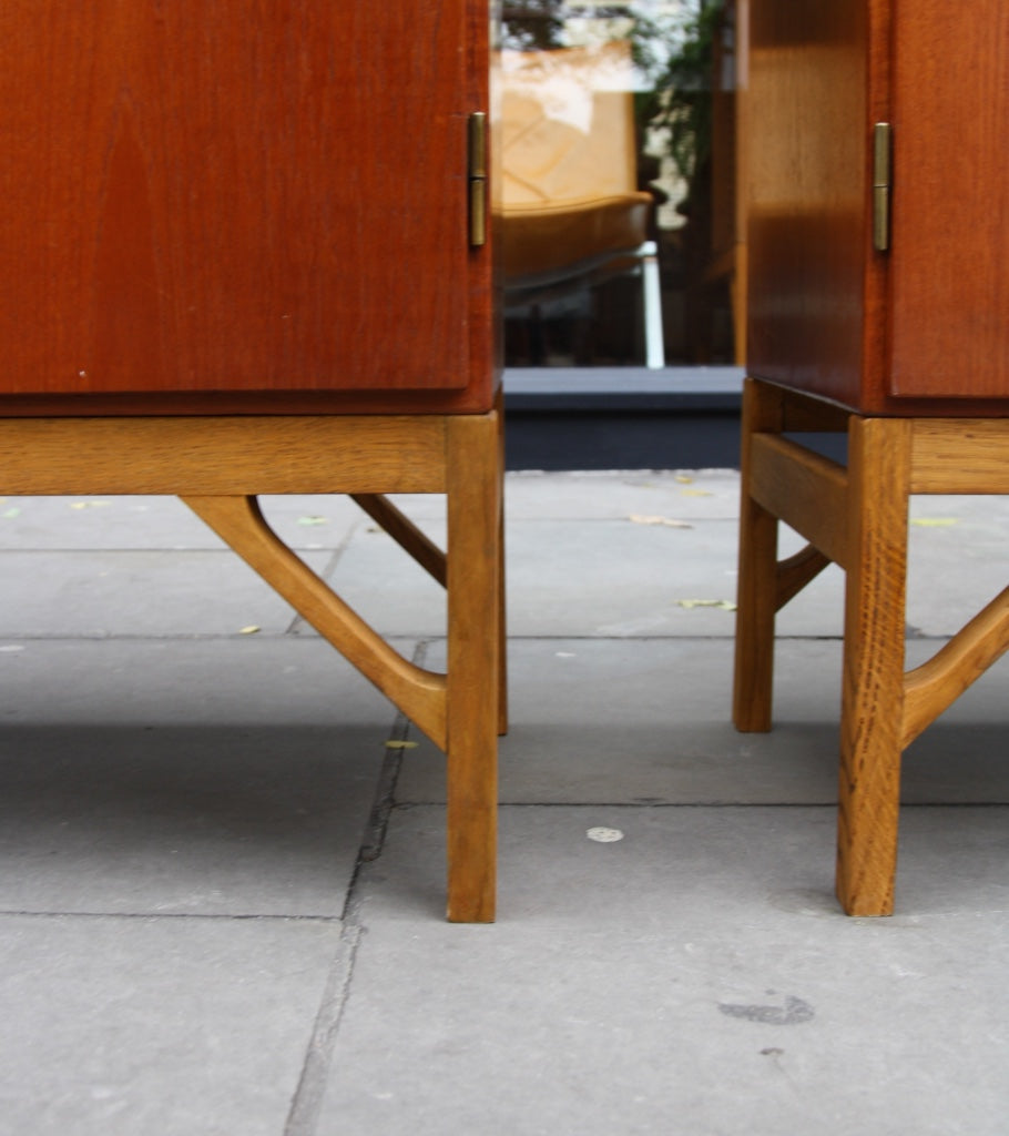 Pair of Teak 232 Cabinets Børge Mogensen - Image 7