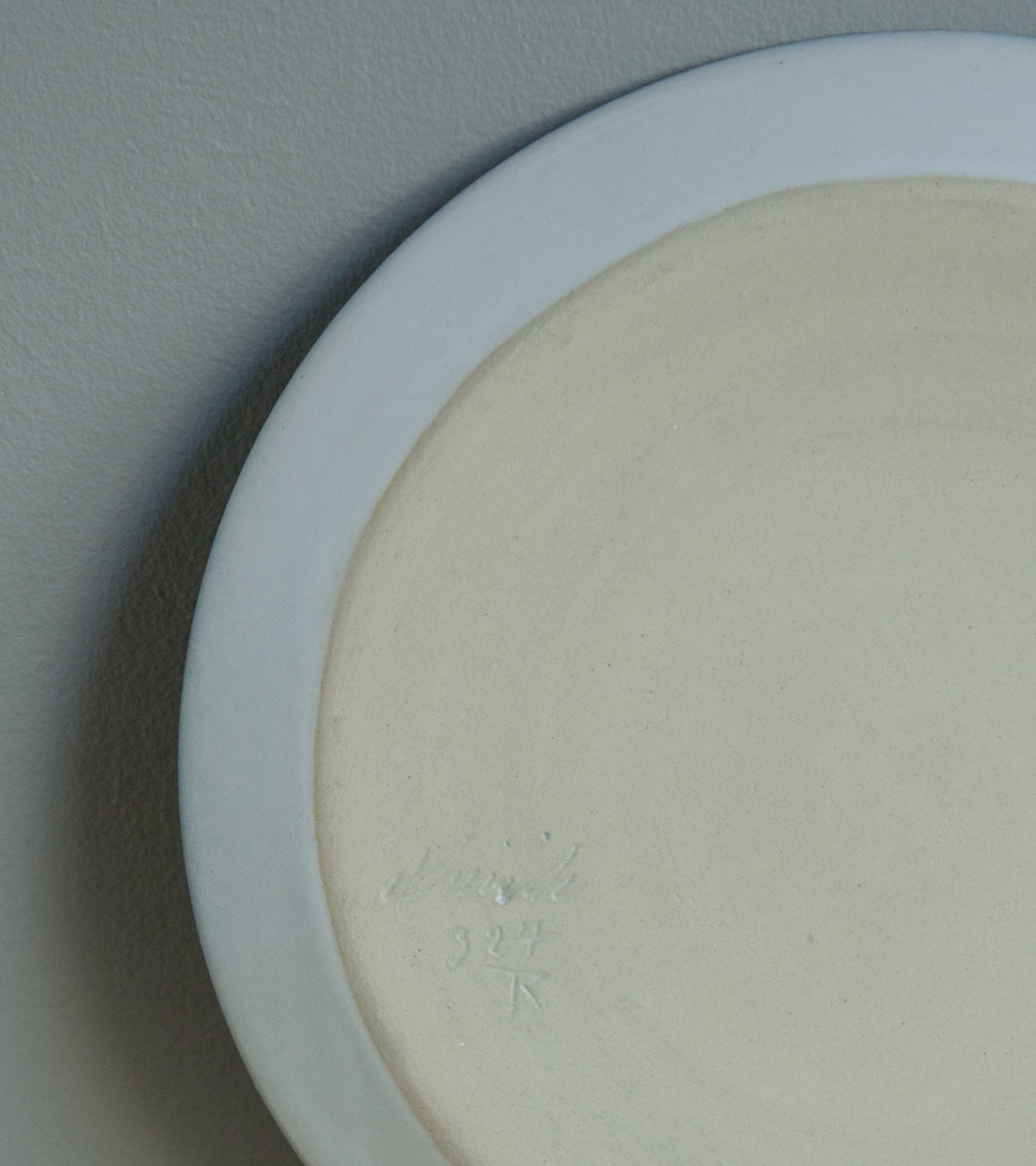 Rimmed 'Noma' Plate White & Blue Glaze Kasper Würtz - Image 6