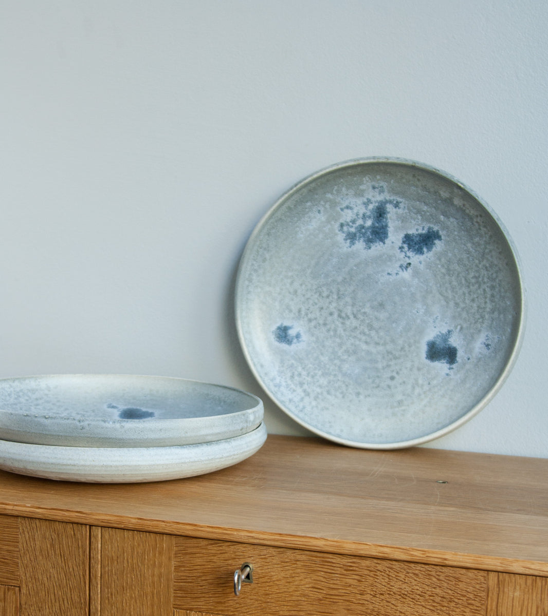 Serving Platter 15White & Soft Blue Glaze Kasper Würtz - Image 9