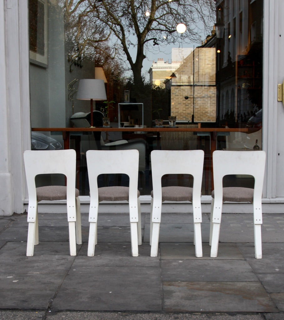 Set of Four Dining Chairs Alvar Aalto  - Image 6