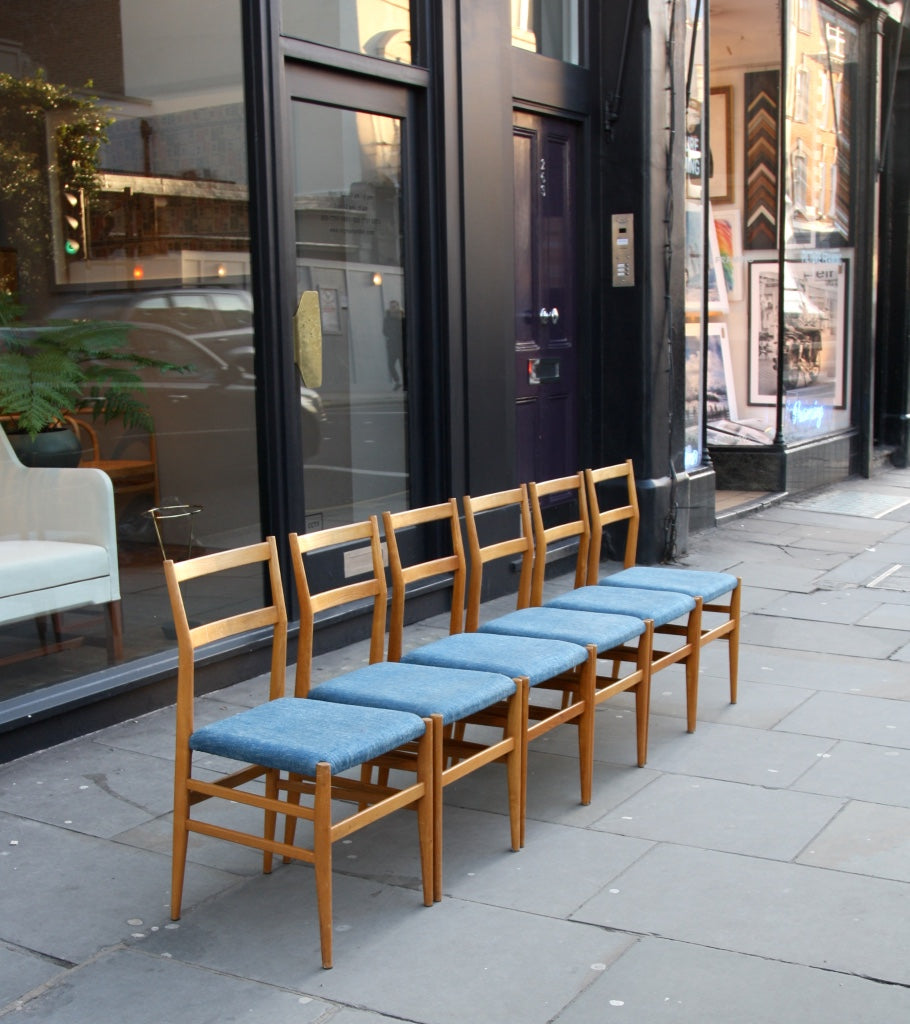 Set of Six Leggera Dining Chairs Giò Ponti - Image 6