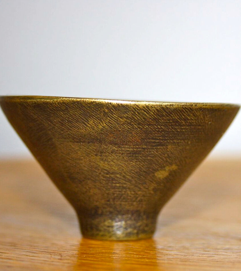 Side View of Small Brass Bowl Carl Auböck - Image 4