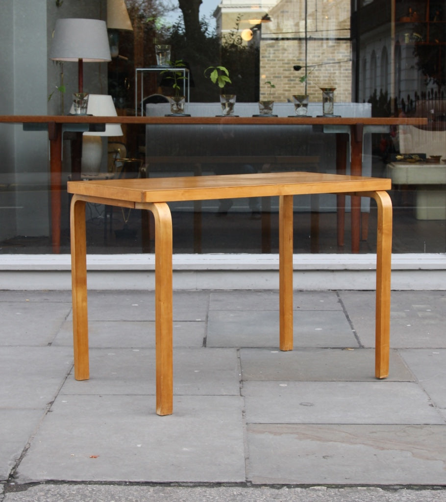 Small Desk Alvar Aalto - Image 2