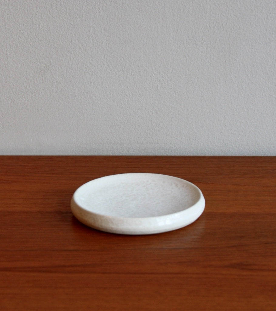 Small Rimmed Plate 2White Glaze Kasper Würtz - Image 1