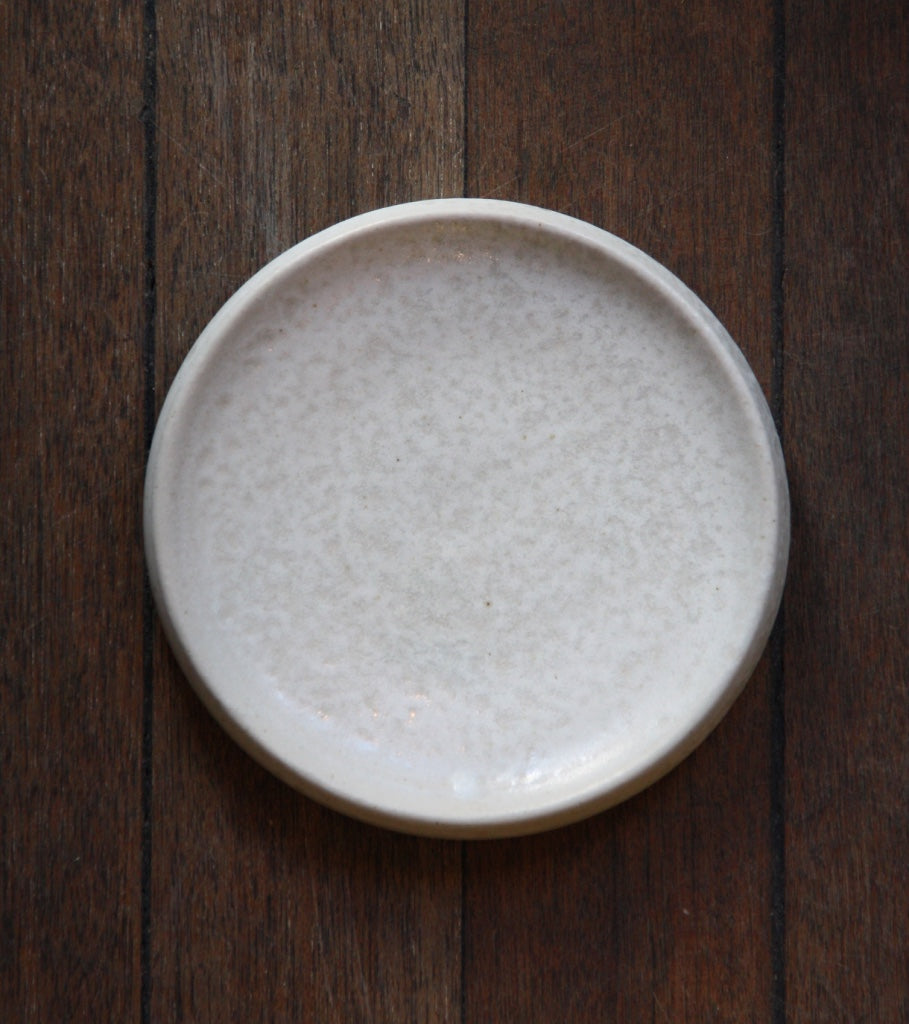 Small Rimmed Plate 2White Glaze Kasper Würtz - Image 2