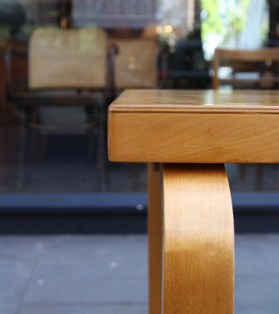 Table 81B Alvar Aalto - Image 5