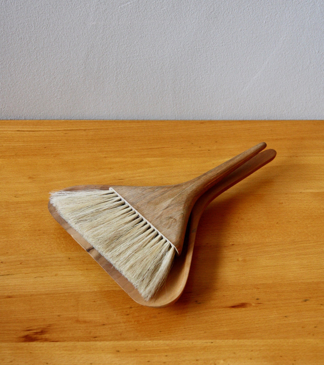 Table Dustpan & Brush Carl Auböck - Image 3