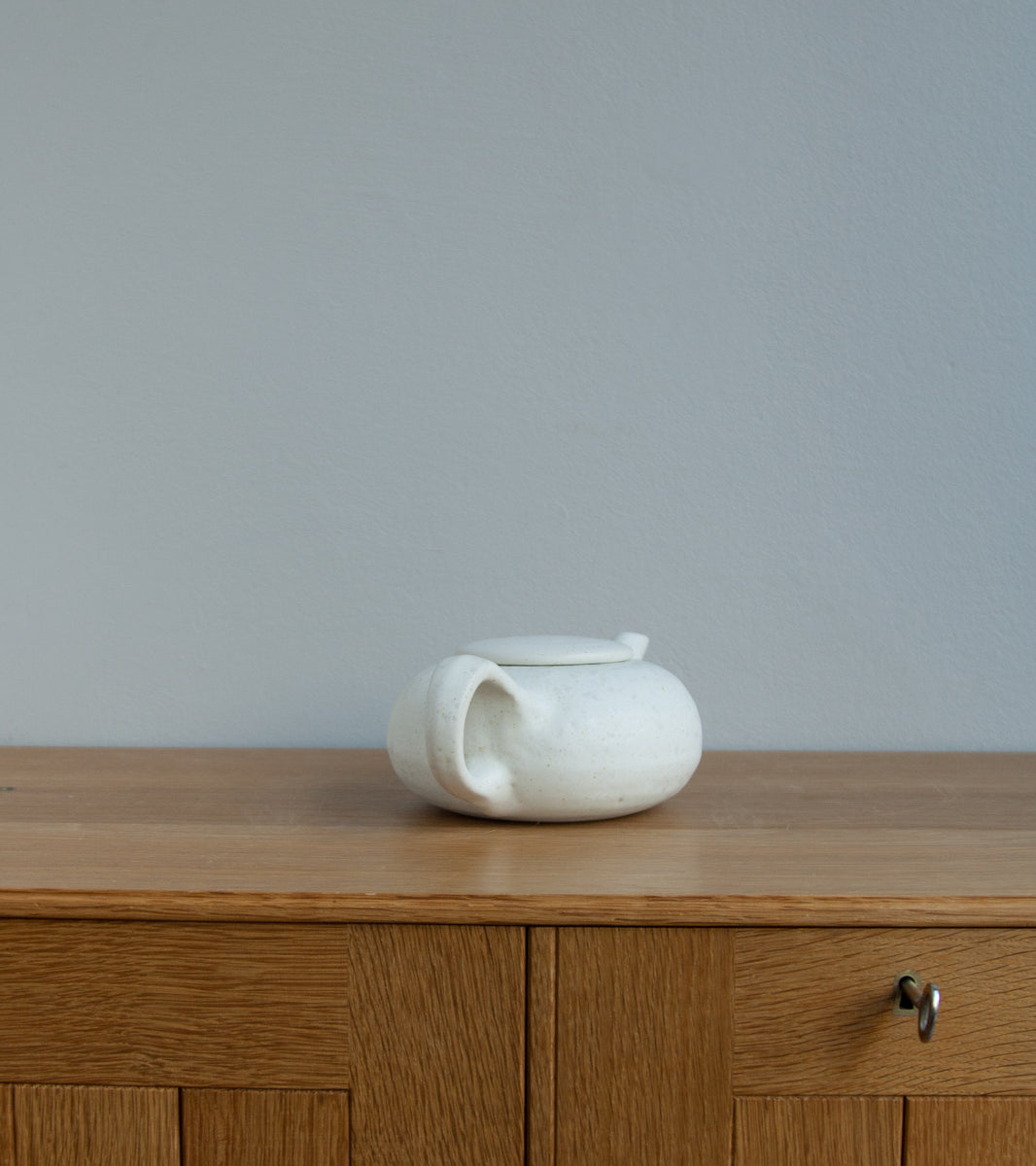 Tea Pot #2 White Glaze Kasper Würtz - Image 4