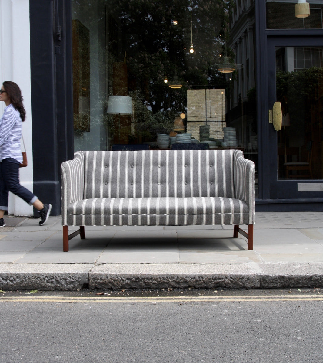 Three Seat Settee Ole Wanscher - Image 2