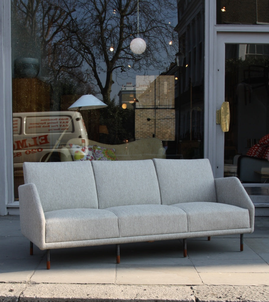 Three Seater Sofa Finn Juhl  - Image 2