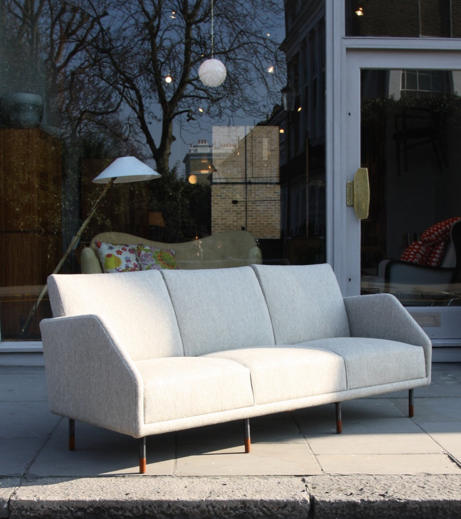 Three Seater Sofa Finn Juhl  - Image 3